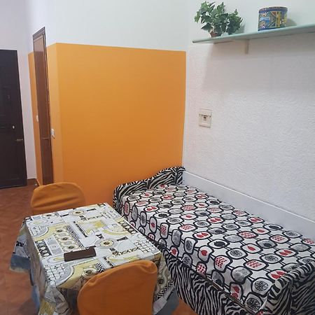 פלרמו Sweet Home In The City Center מראה חיצוני תמונה